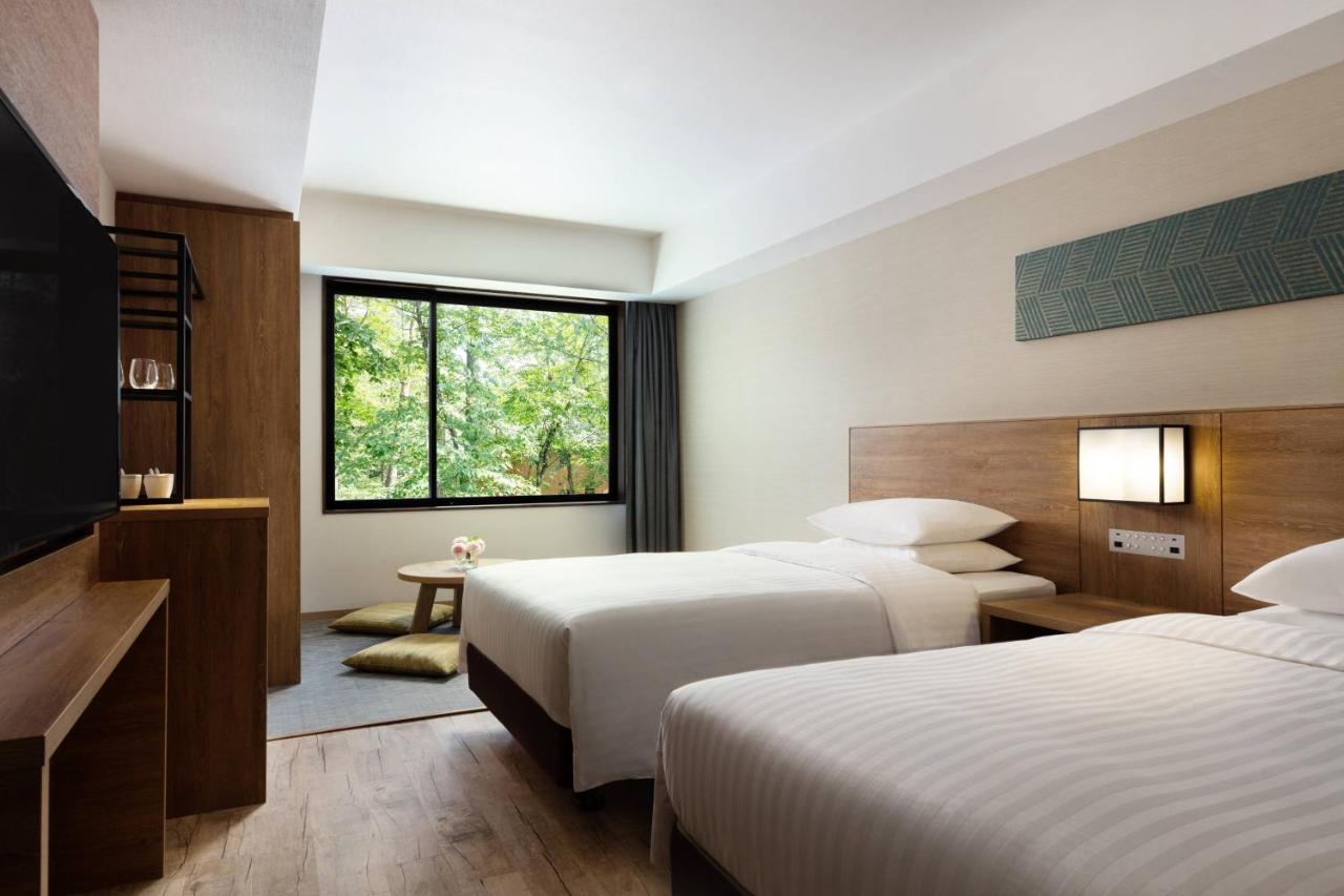 Courtyard By Marriott Hakuba Hotel Екстериор снимка