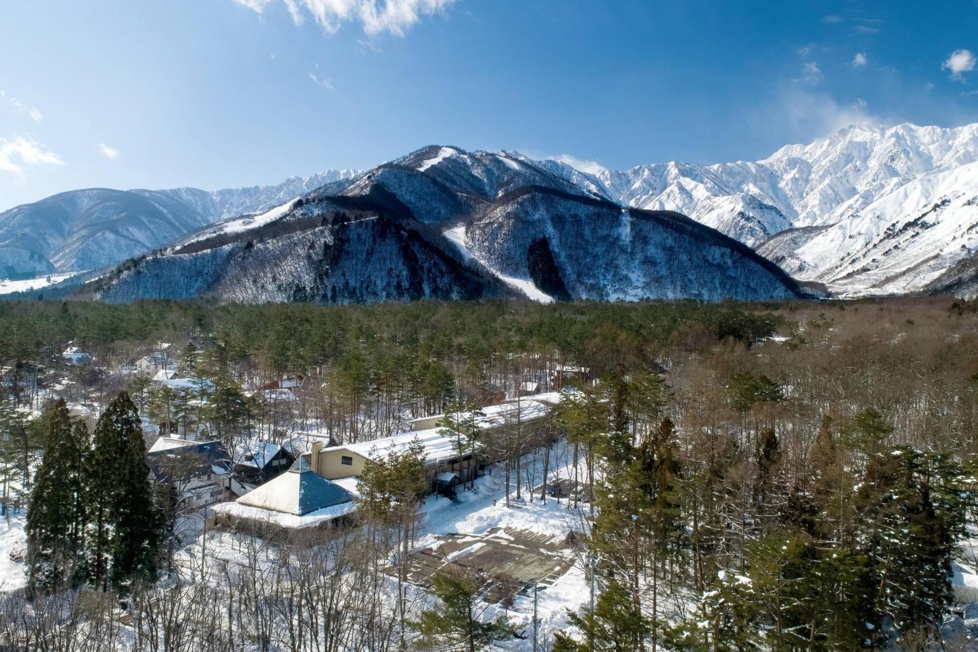 Courtyard By Marriott Hakuba Hotel Екстериор снимка