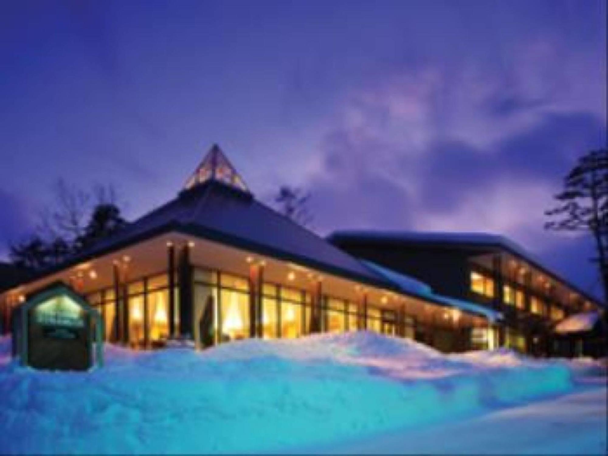 Courtyard By Marriott Hakuba Hotel Екстериор снимка